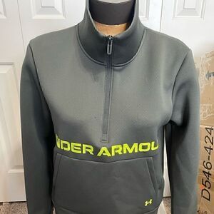 Under Armour Womens Medium Half Zip Jacket